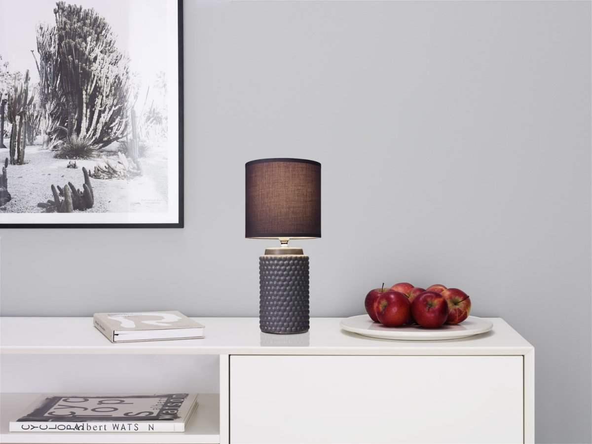 Bubble 33cm Grå bordlampe Fra Cottex - Bubble bordlampe i keramik og tekstil er en unik og trendy indretningsdetalje, der tilføjer karakter til dit hjem.