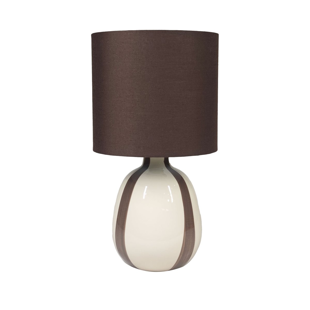 Rippel 40cm Brun bordlampe Fra Nordic Lighting - Rippel er en elegant bordlampe med et harmonisk og mættet farvespil.