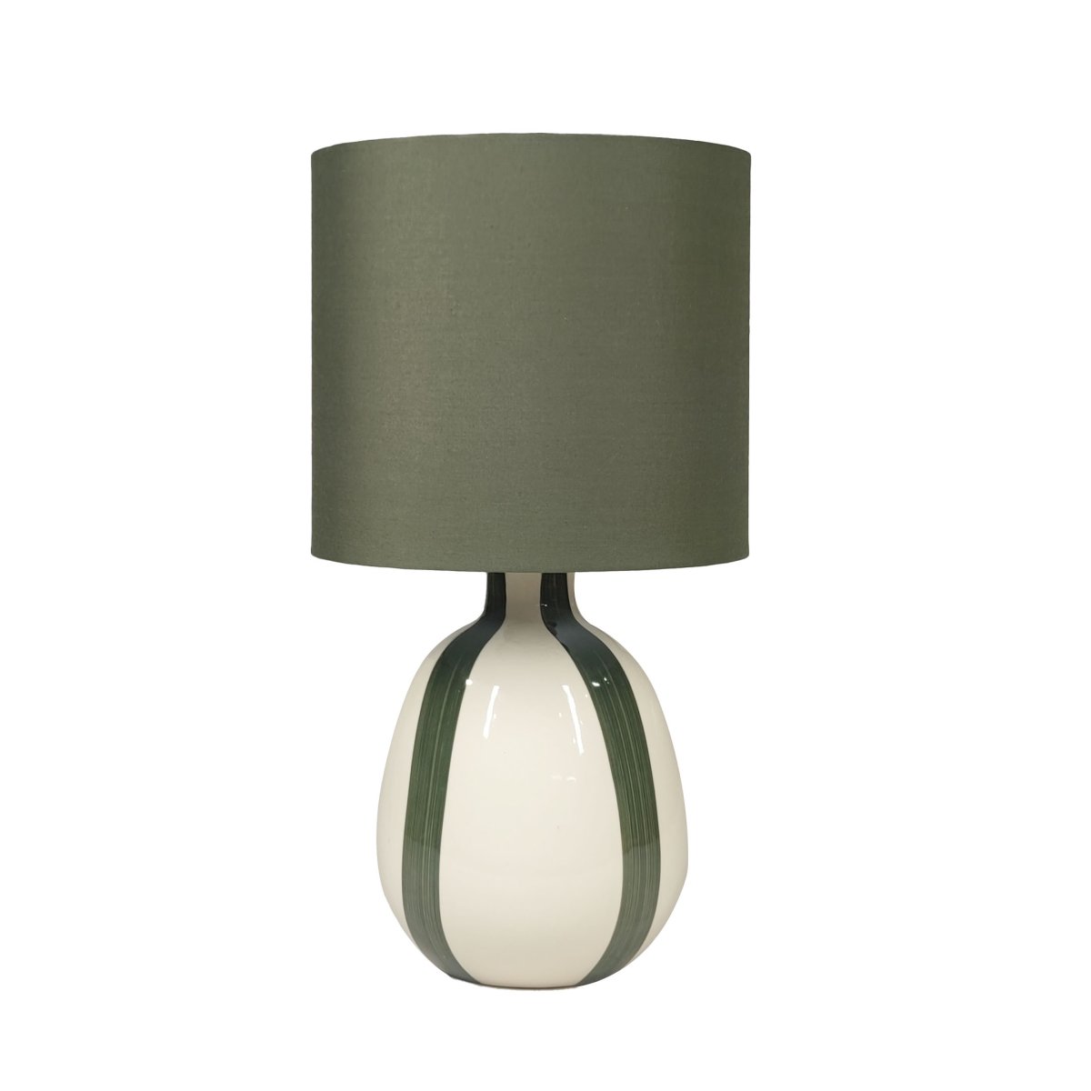 Rippel 40cm Grøn bordlampe Fra Nordic Lighting - Rippel er en elegant bordlampe med et harmonisk og mættet farvespil.