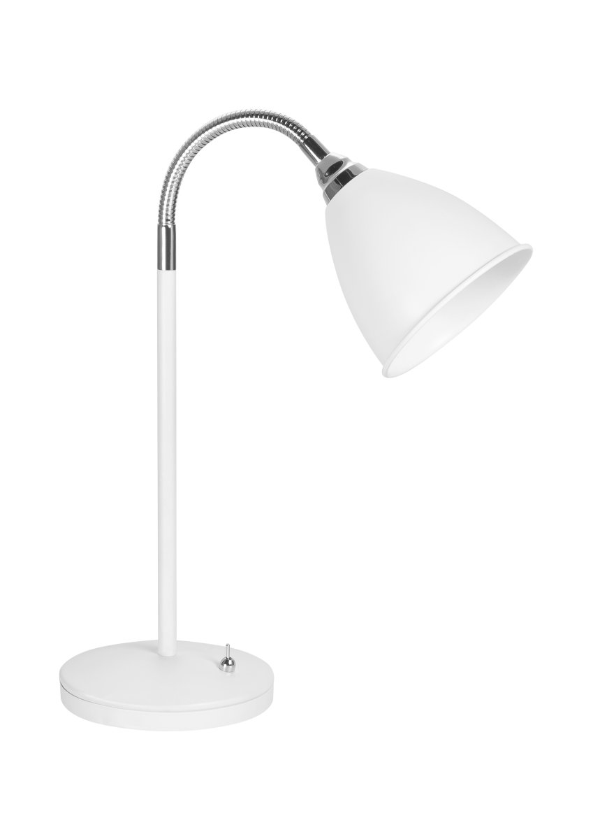 Smögen 45cm Hvid skrivebordslampe Fra Armaturhantverk - Lampen har en praktisk afbryder på bunden og passer ind i både moderne og klassiske interiørstile.