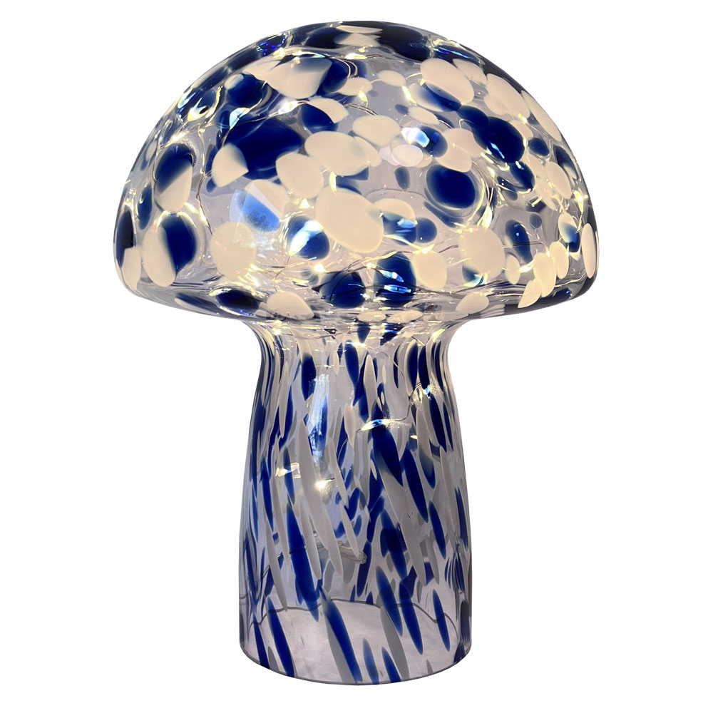Mushroom 23cm Blå bordlampe Fra Pixie Design - Svampelampen fra Pixie Design har et smukt design med en marmoreret overflade i bl&aring;t; og hvid farve.