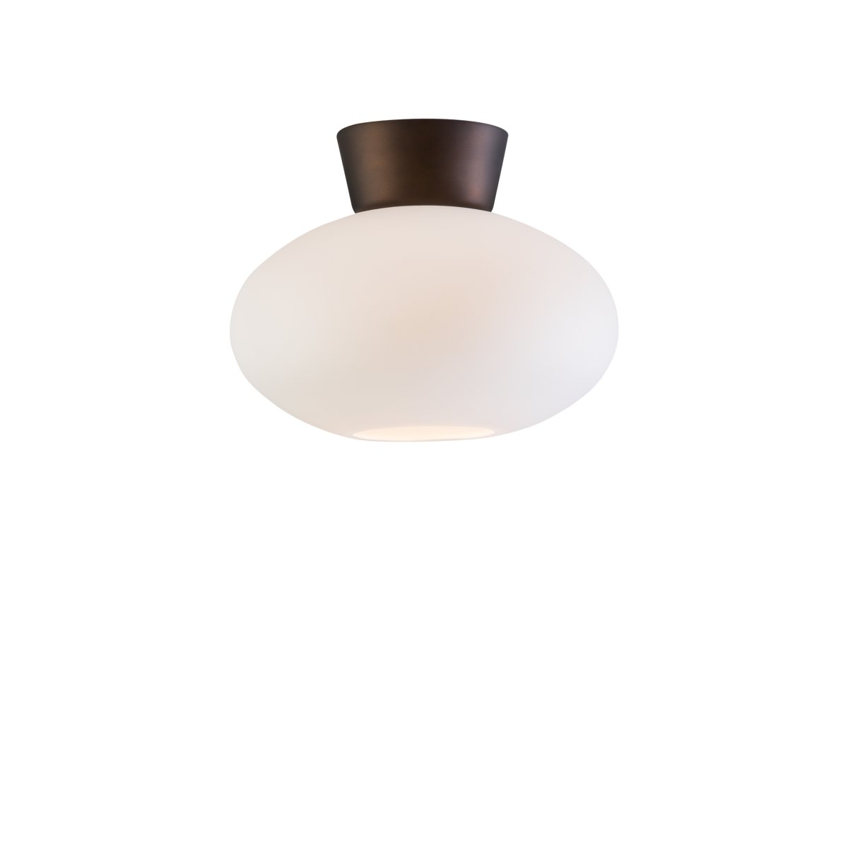 Bullo Ø27 Oxid/opal plafond Fra Belid - Lavet af lakeret metal og klart eller opalglas, tilf&oslash;jer den et strejf af elegance til ethvert rum.