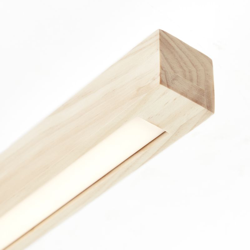 Arion 62cm Træ plafond Fra Brilliant - Med en lysstyrke på 1500 lumen og en varm hvid farvetemperatur på 3000 Kelvin skaber den en god generel belysning i rummet.