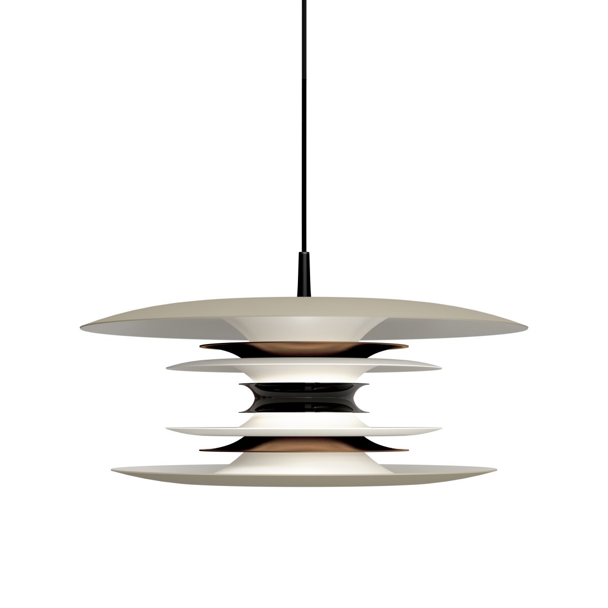 Diablo Ø50 Sand/bronze loftslampe Fra Belid - Diablo-pendlen er en del af den eksklusive Diablo-familie, designet af Joakim Fihn, og f&aring;s ogs&aring; som gulv-, bord- og v&aelig;glampe.