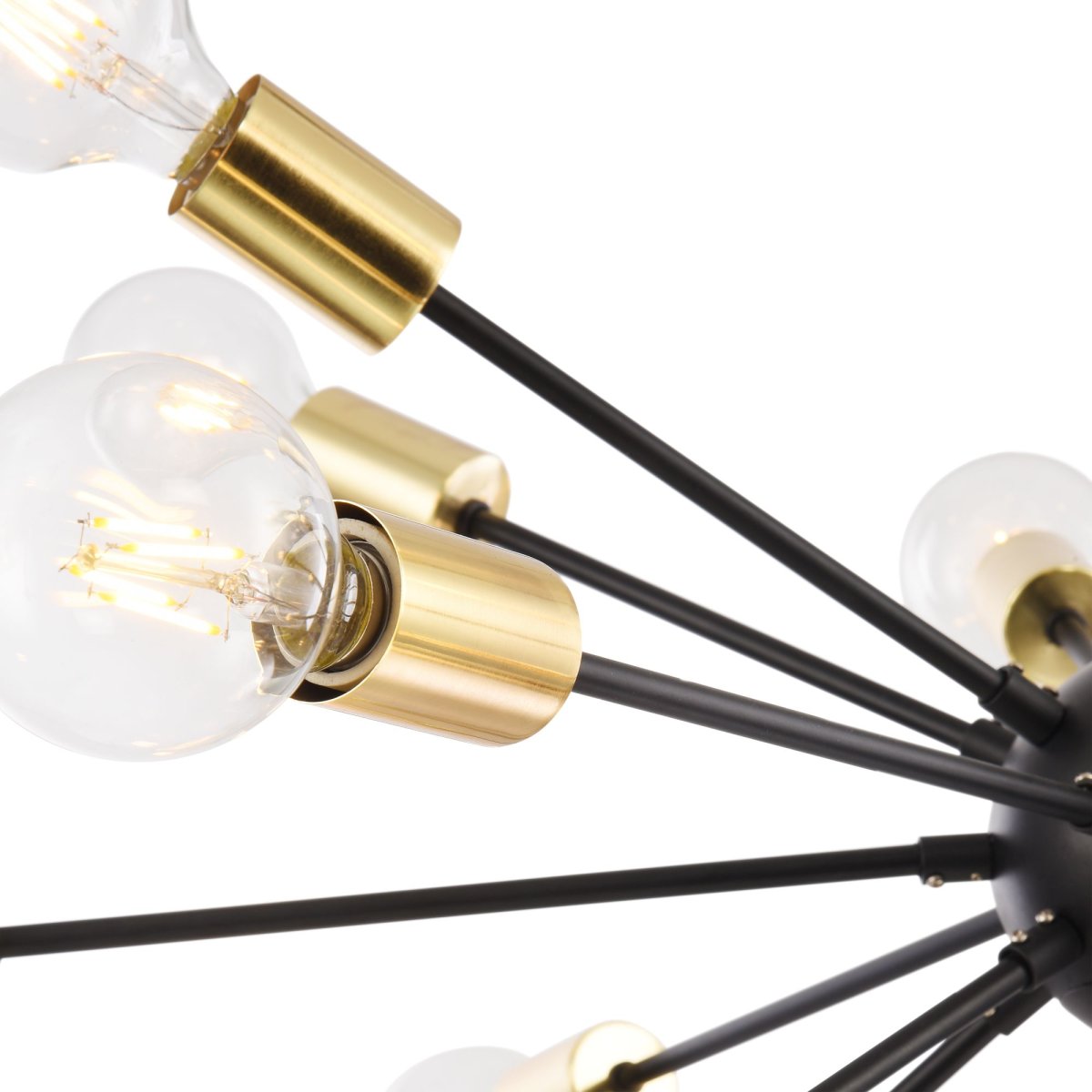 Jackson Ø98 Sort loftslampe Fra Maytoni - Denne iøjnefaldende loftslampe i industriel stil er en fed og moderne funktion, der vil tage dit hjem til næste niveau.
