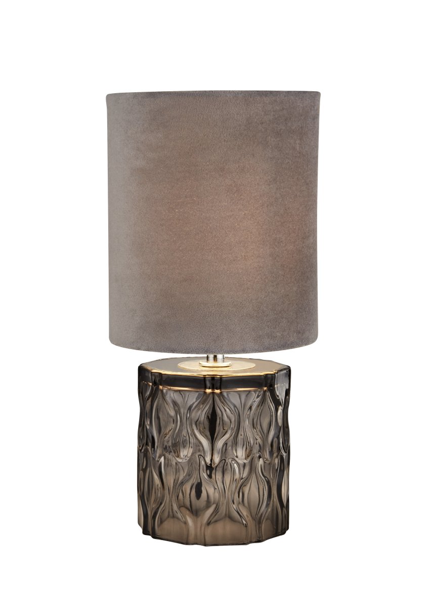 Zoom billede af Julia 20cm Røgfarvet bordlampe Fra Searchlight - Denne lampe er et glimrende valg for dem, der &oslash;nsker at tilf&oslash;je en eksklusiv og elegant f&oslash;lelse til dit hjem, uanset om det er i stuen, sovev&aelig;relset eller entreen.