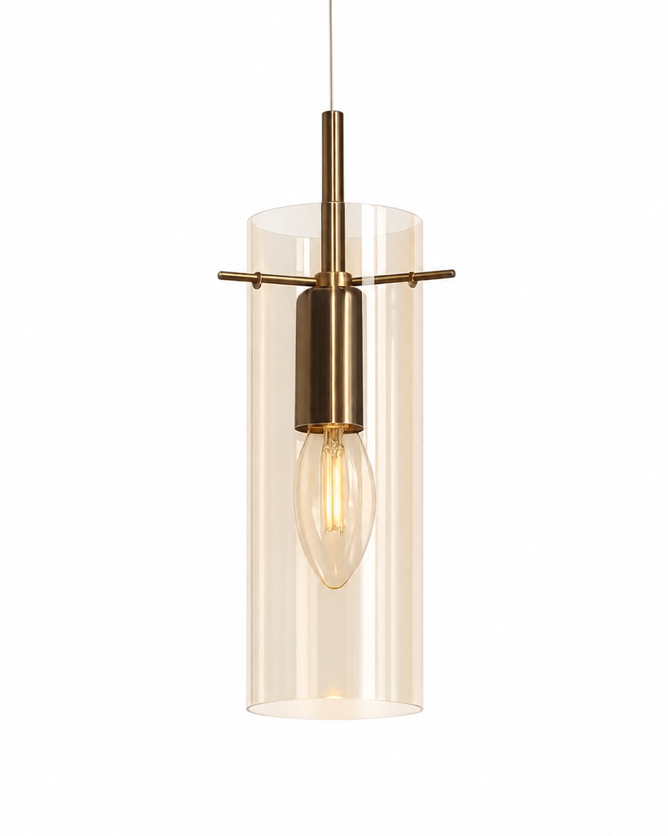 Cilinda Ø7 Messing/rav vindueslampe Fra Nordic Lighting - Det ravfarvede glas skaber en flot lysspredning, og i kombination med de antikke messingdetaljer bliver den en stilfuld indretningsdetalje.