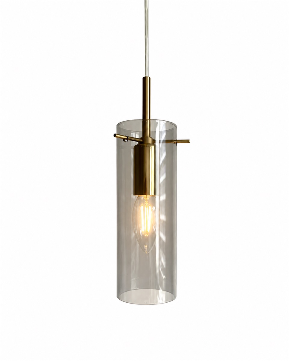 Cilinda Ø7 Messing/røget vindueslampe Fra Nordic Lighting - Det r&oslash;gede glas skaber en flot spredning af lys og i kombination med messingdetaljerne bliver det til en stilfuld indretningsdetalje.