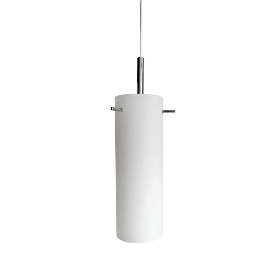 Cilinda Ø7 Krom/hvid vindueslampe Fra Nordic Lighting - Det hvide glas skaber en flot spredning af lys og i kombination med kromdetaljerne bliver det en stilfuld indretningsdetalje.