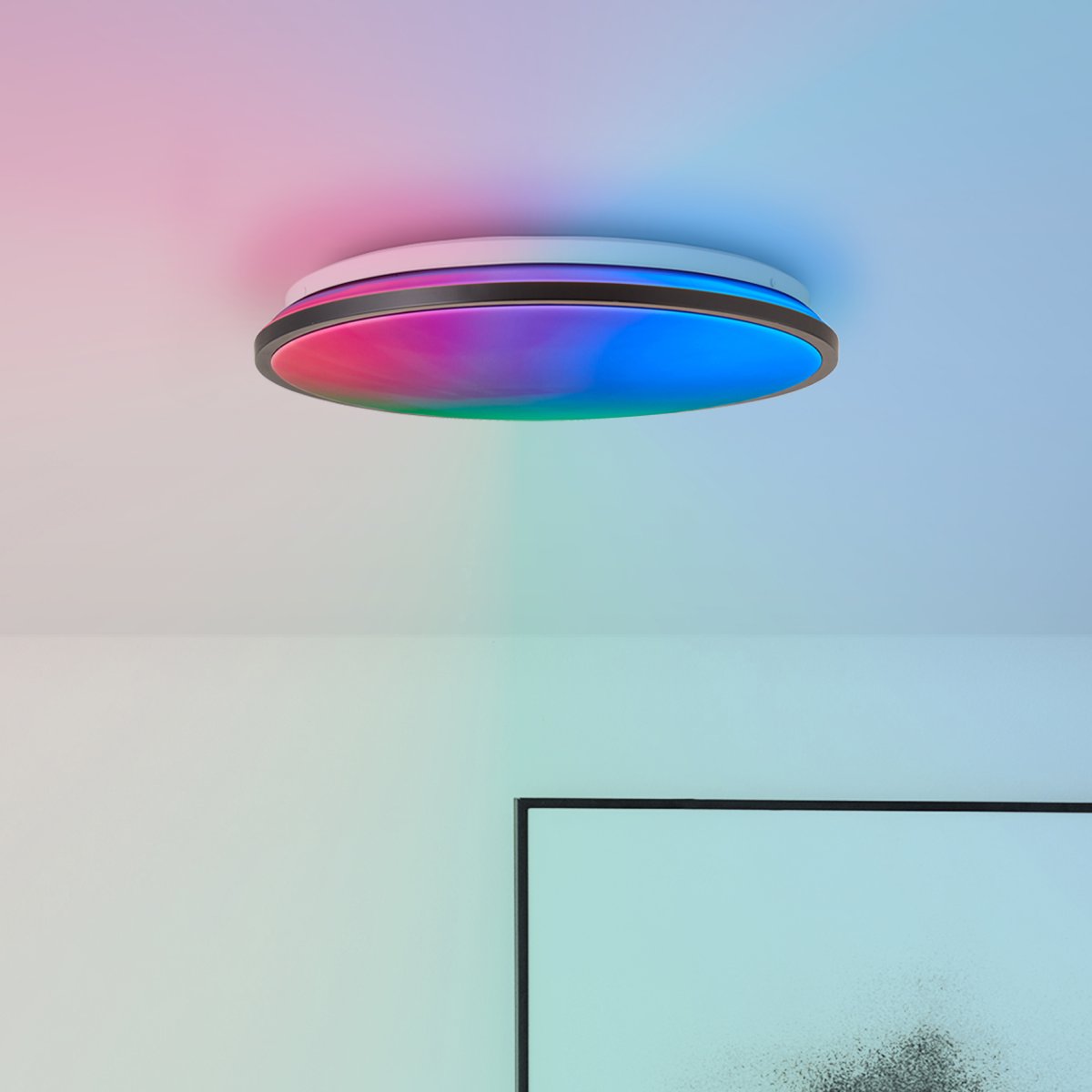 Heida Ø40 Sort plafond Fra Brilliant - Heida kan lyse i mange forskellige farver med sin RGB-funktion, og du kan ogs&aring; v&aelig;lge at f&aring; flere farver til at lyse i kombination med hinanden eller skifte automatisk med fjernbetjeningen.