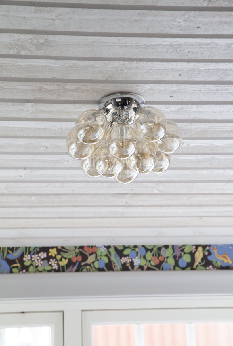 Gross Ø30 Rav plafond Fra By Rydéns - Brutto plafond kommer i tv&aring; forskellige st&oslash;rrelser; &Oslash; 30 cm og &Oslash; 50 cm.