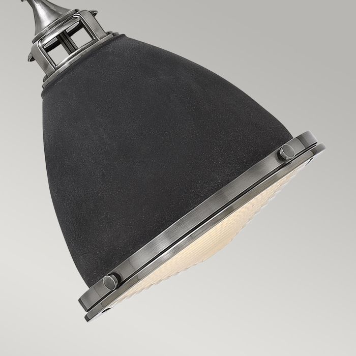 Amelia Ø32 Antik zink loftslampe Fra Elstead Lighting - Kupolen har en etsad prismatisk bottenlins, och denna helmetalliska versionen i antik-zink har en autentisk vintagelook.