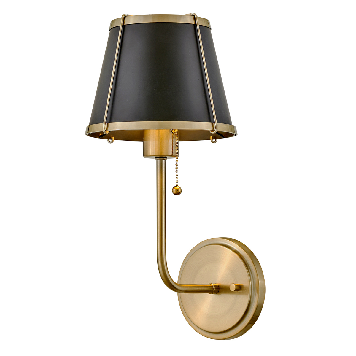 Clarke 40cm Messing/sort væglampe Fra Elstead Lighting - Clarke er en elegant væglampe lavet af stål med en smuk varm messingfinish og en stilfuld sort skærm.
