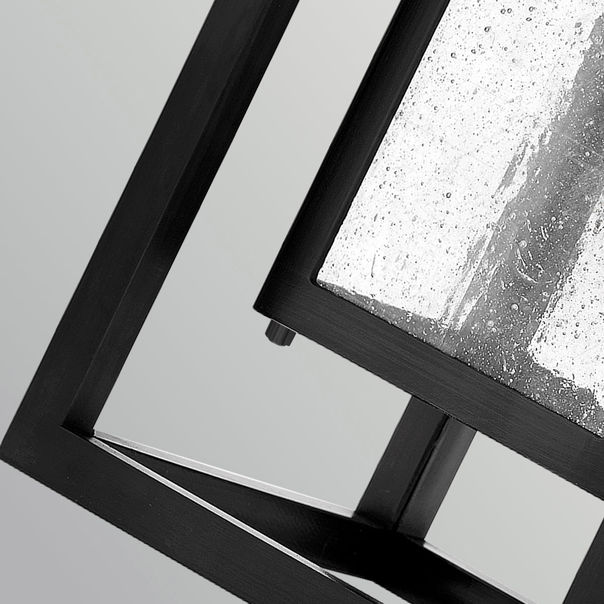 Republic 40cm Sort udendørslampe Fra Elstead Lighting - Republic er IP44-klassificeret til udend&oslash;rs brug og er velegnet til f.
