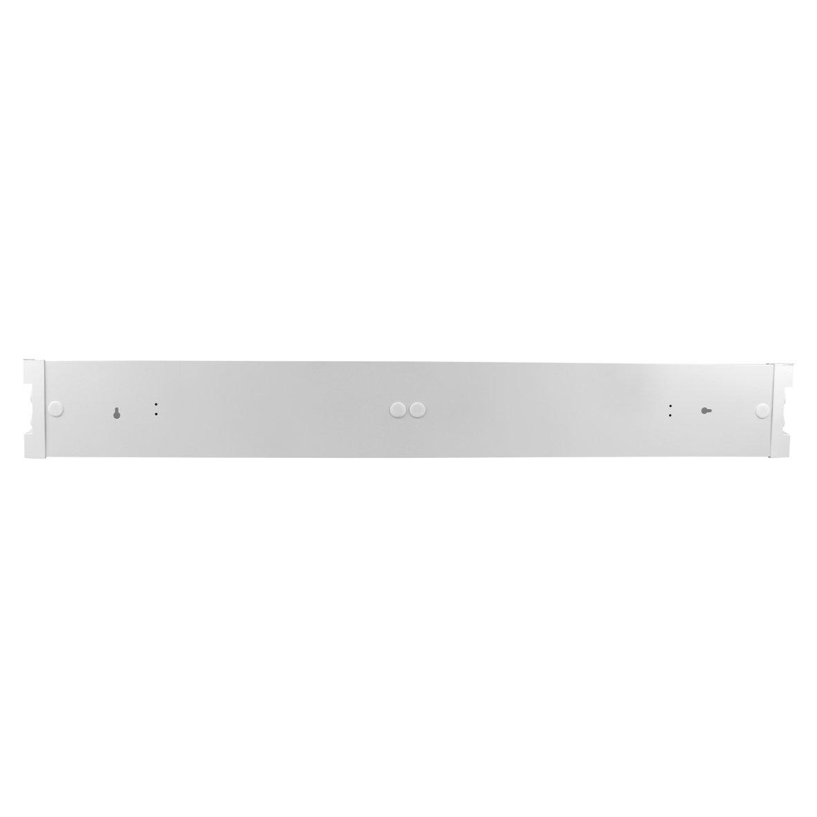 Liny Grab 3000/4000K 62cm Hvid Fra Designlight - Justerbar effekt - fleksibel lysjusteringH&oslash;j effektivitet (140 lm/W) - lavere energiomkostningerJ&aelig;vnt og behageligt lys til arbejdsmilj&oslash;etRobust og vedligeholdelsesfri konstruktionV&aelig;rkt&oslash;jsfri kabeltilslutning for hurtig installationMed denne industrielle armatur f&aring;r du en langsigtet belysningsl&oslash;sning, der kombinerer holdbarhed, sikkerhed og energieffektiv ydeevne - tilpasset kr&aelig;vende arbejdspladser.