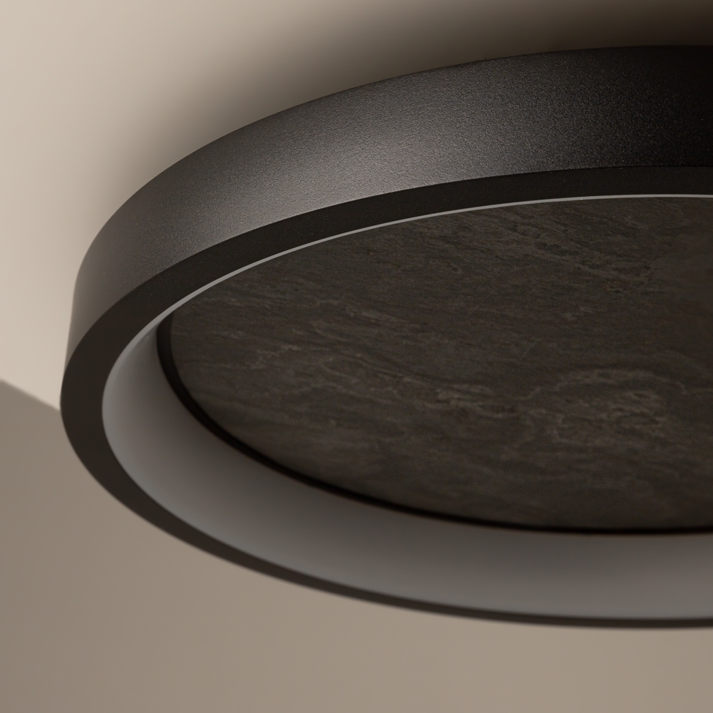 Orign Ø40 Sort plafond Fra Maytoni - Orign er en loftslampe i metal med en elegant stenimitation i midten, der giver et naturligt og eksklusivt indtryk.
