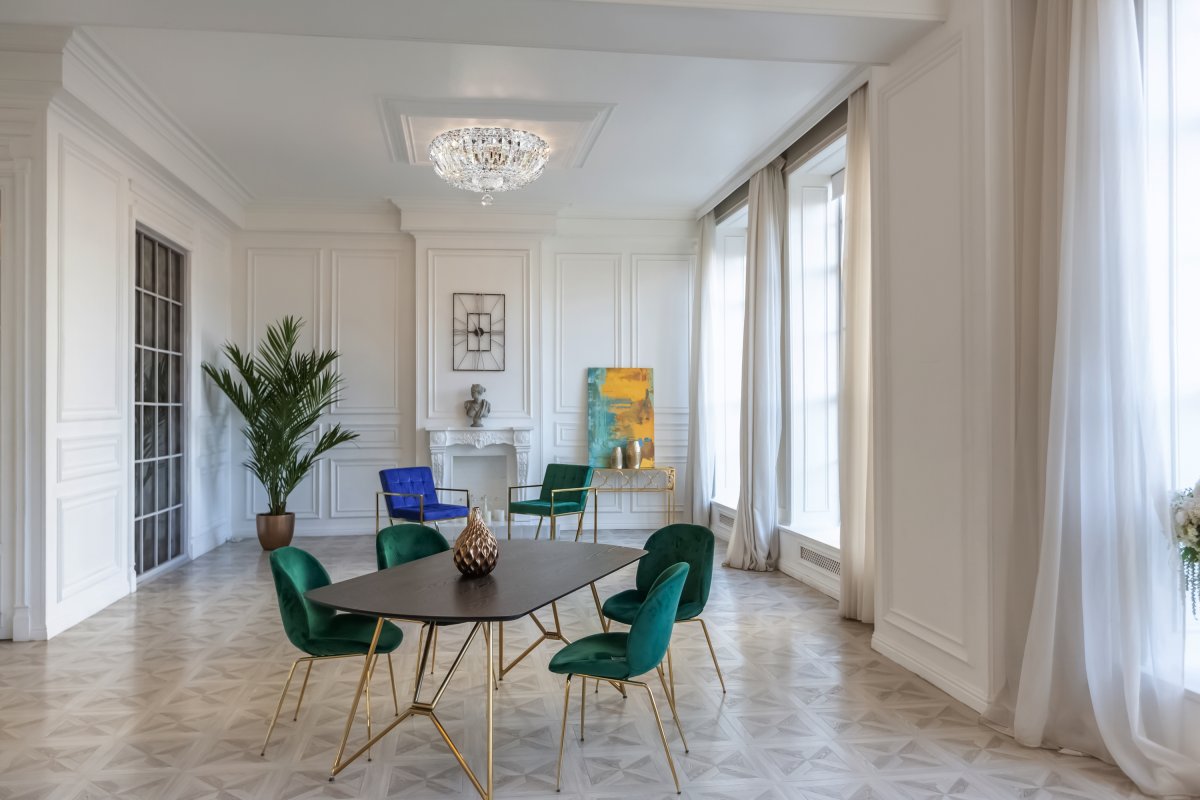 Basfor Ø30 Nikkel krystal Fra Maytoni - Basfor er et storslået loftdesign i nikkel, der emmer af klassisk elegance og luksus.