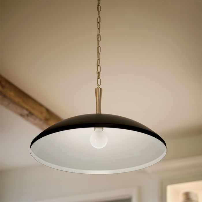 Delarosa Ø50 Sort/bronze loftslampe Fra Elstead Lighting - Delarosa loftspendlen er en stilfuld og gener&oslash;s lampe, der virkelig s&aelig;tter tonen i rummet.