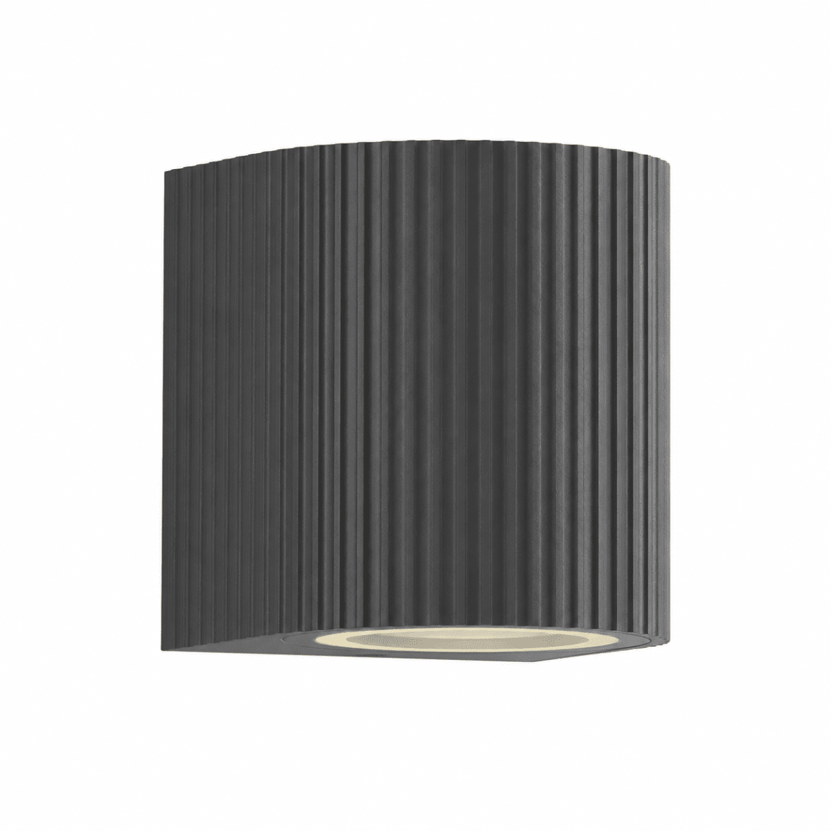 Freja Single Antracit udendørslampe Fra Lampan - Fremstillet af antracitlakeret metal med en dekorativ ribbet struktur, der giver lampen et livligt og eksklusivt udseende.
