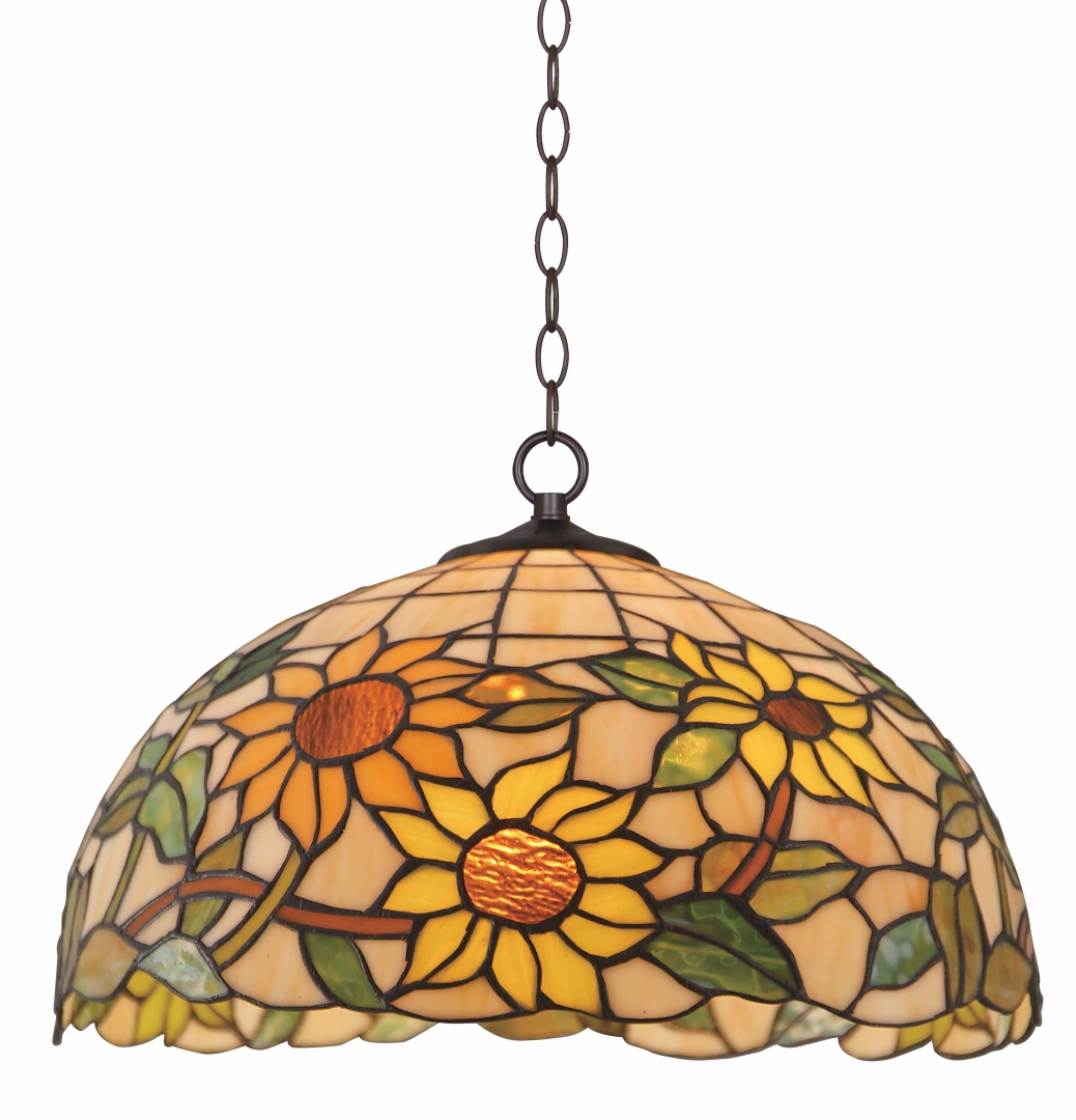 Solros Ø40 Flerfarvet Fra Norrsken Design - Udgangsmaterialet i produktionsprocessen er specialfarvet glas, der er skåret og poleret, så det passer til emnet.