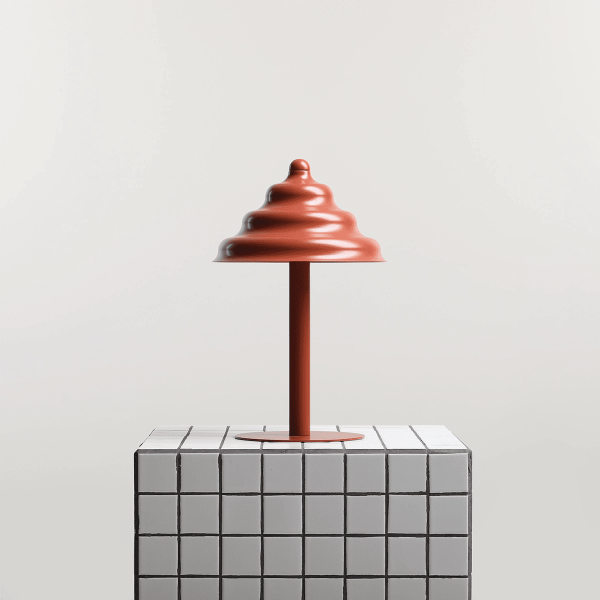 Wave 36cm Orange bordlampe Fra Artera - Wave er en moderne bordlampe med retrodesign, som gør den til alsidig belysning og passer ind i ethvert hjem.