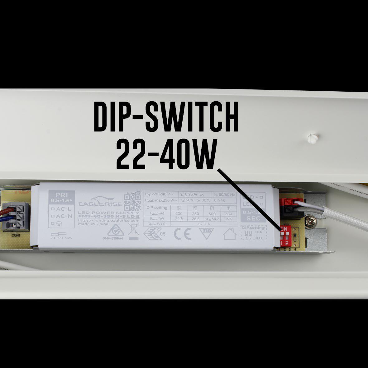 Liny Basic 3000K 130cm Hvid Fra Designlight - Liny Basic er en robust og energieffektiv industriarmatur med LED-teknologi, designet til generel belysning i industrielle og forretningsm&aelig;ssige milj&oslash;er, hvor varmt hvidt lys &oslash;nskes.