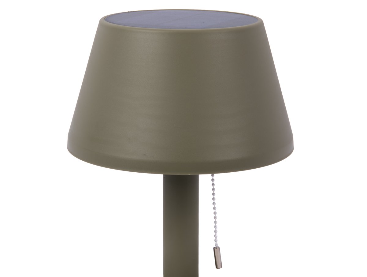Esfera 26cm Mørkegrøn solcellelampe Fra Leitmotiv - Esfera er en stilfuld solcellelampe lavet af plastik med en mørkegrøn finish, perfekt til både indendørs og udendørs brug.