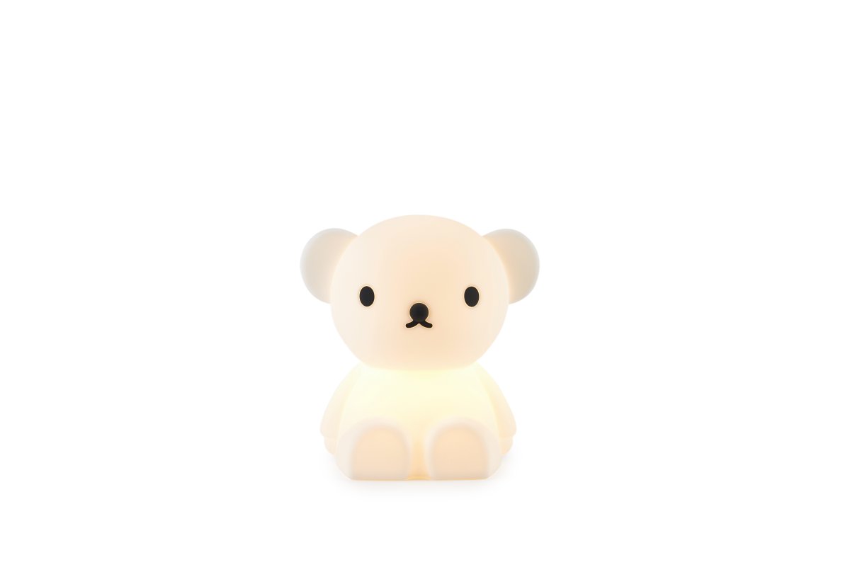 Boris First Light Hvid børnelampe Fra Mr Maria - Boris First Light er lavet af blød silikone, der er BPA-fri.