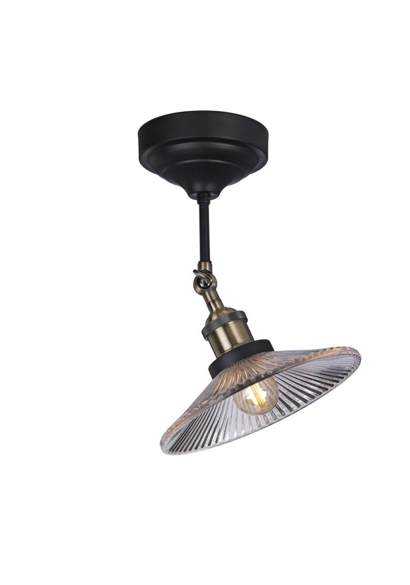 Cobble Ø21.5 Sort plafond Fra Cottex - Den sorte messingfinish og det klassiske design passer til både moderne hjem og mere traditionelle miljøer.