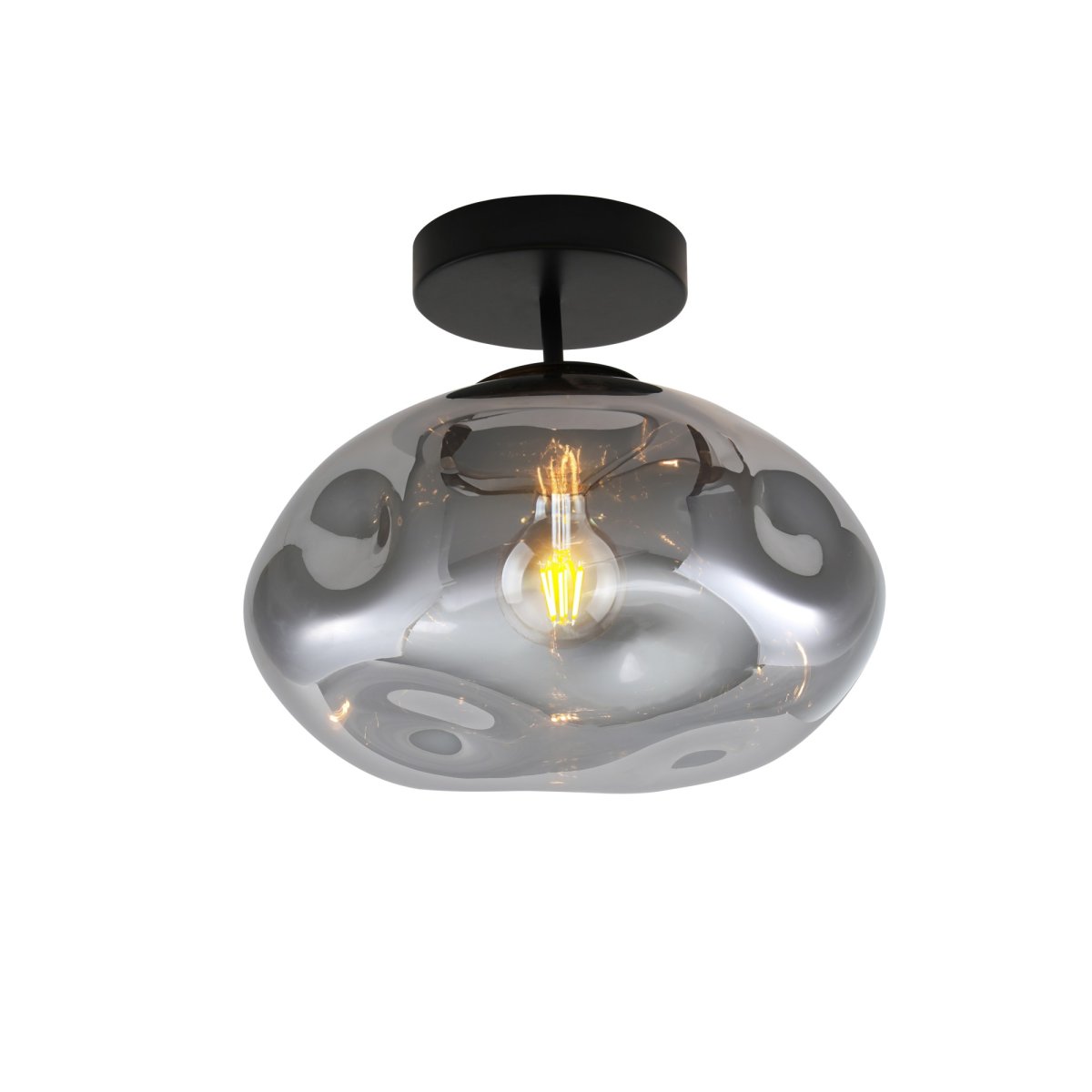 Iformo Ø35 Sort/Røget plafond Fra Nordic Lighting - Resultatet er en dekorativ loftslampe, der spreder lyset behageligt og skaber en varm og hyggelig f&oslash;lelse.