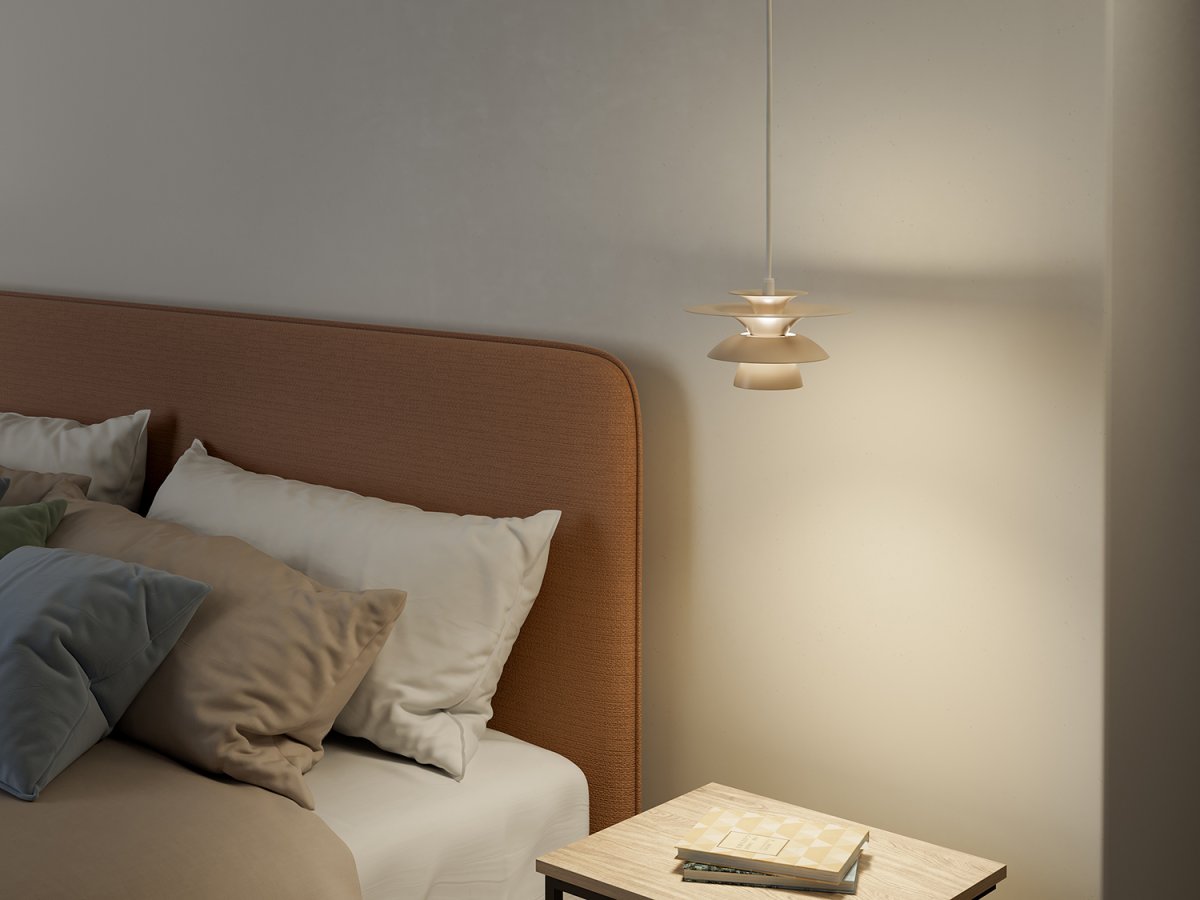 Picasso Ø18 Nougat loftslampe Fra Belid - Farverne gifter sig meget behageligt med naturlige indretningsstile, men også mere grafiske indretningsstile, hvor man ønsker en passende fremtoning af indretningsdetaljerne.