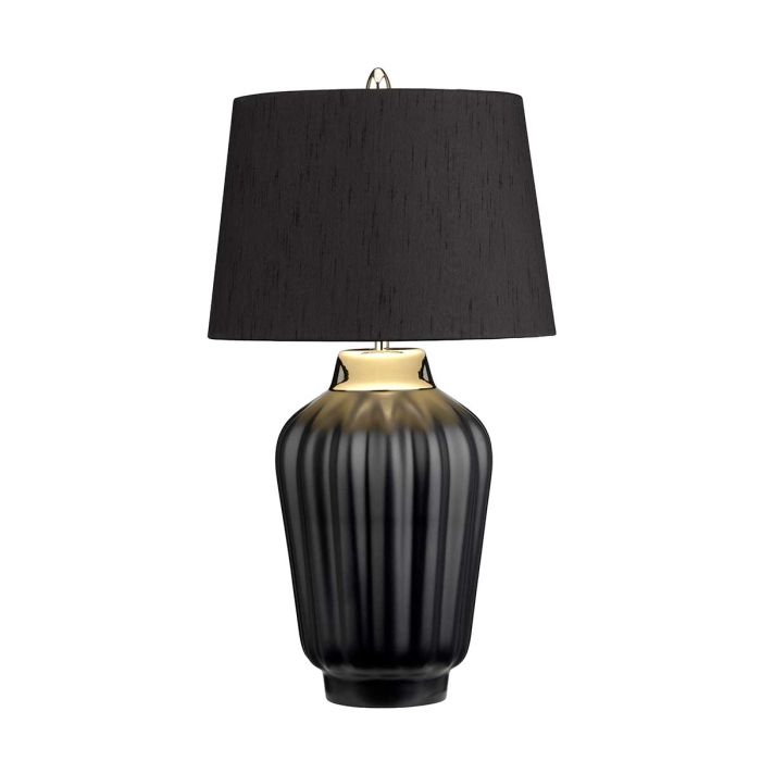 Bexley 56cm Sort bordlampe Fra Elstead Lighting - Den levereras med en avsmalnande lampsk&auml;rm i svart konstsilke med en silverlaminerad insida, handgjord i Storbritannien.