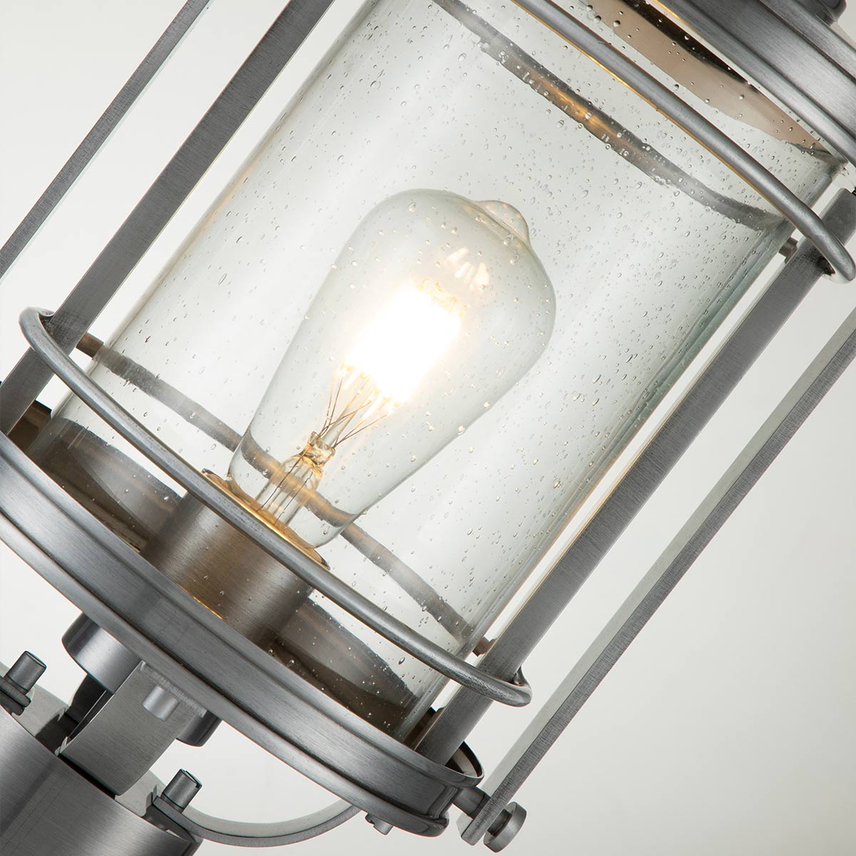 Booker 47cm Aluminium Fra Elstead Lighting - Booker &auml;r en stilfull och robust portlykta med en design inspirerad av klassiska marina lanternor.