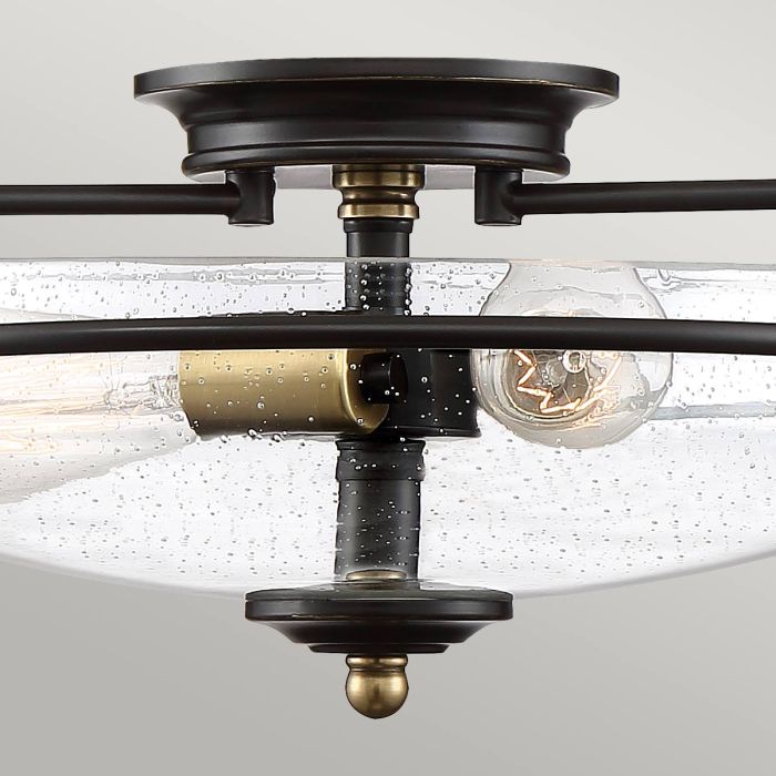 Griffin Ø42 Bronze plafond Fra Elstead Lighting - Den klara bubbelglas-sk&auml;rmen framh&auml;ver ljusk&auml;llorna och ger en bra och fin ljusspridning i rummet.