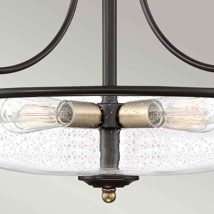 Griffin Ø53 Bronze plafond Fra Elstead Lighting - Den klara bubbelglas-sk&auml;rmen framh&auml;ver ljusk&auml;llorna och ger en bra och fin ljusspridning i rummet.