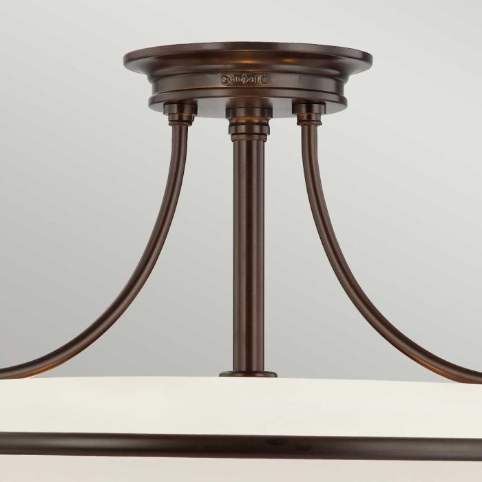 Griffin Ø53 Bronze plafond Fra Elstead Lighting - Den etsade sk&auml;rmen &auml;r vitm&aring;lad p&aring; insidan, vilket sprider ljuset j&auml;mnt och skapar en behaglig belysning i hemmet.