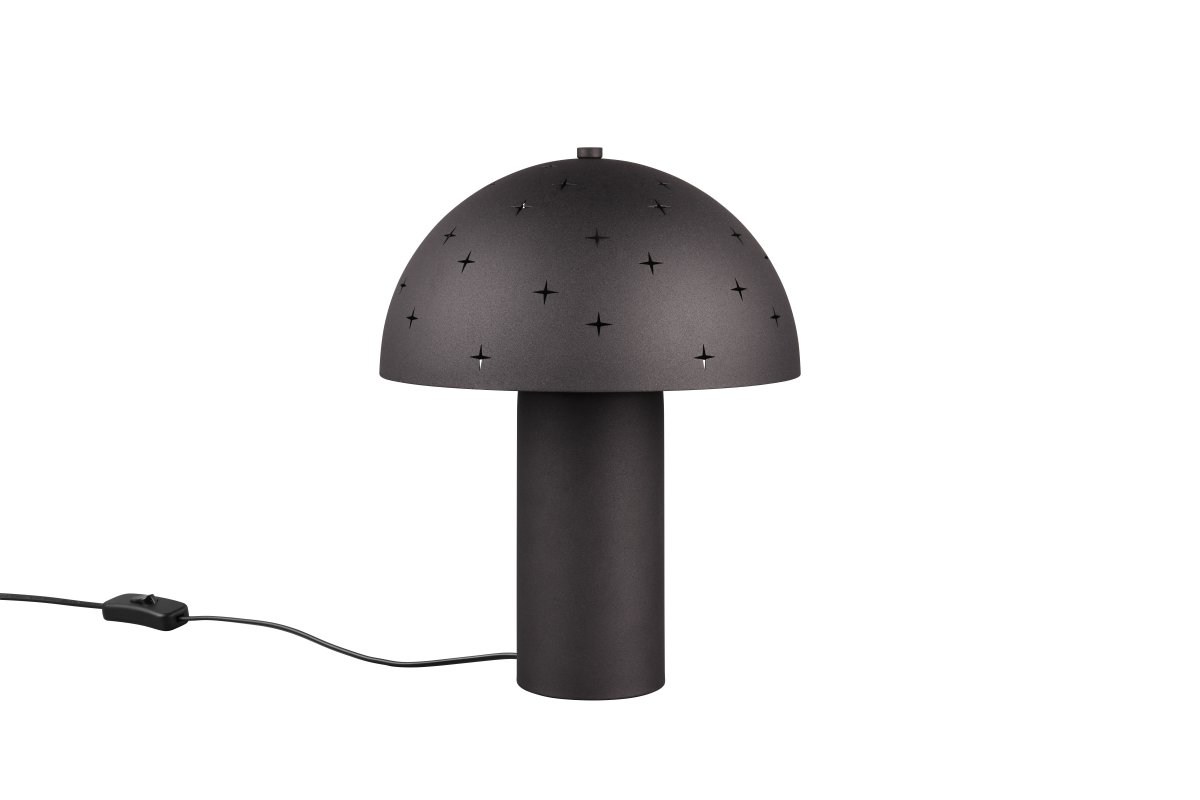 Seta 32cm Sort bordlampe Fra Trio Lighting - N&aring;r lampen er t&aelig;ndt, husker de olien; udsk&aelig;ringerne i metalsk&aelig;rmen om funklende stjerner og skaber en speciel og hyggelig atmosf&aelig;re.