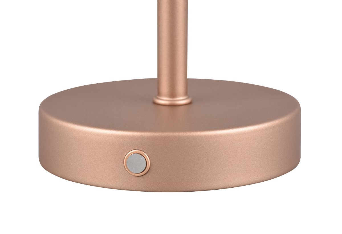 Jeff 30cm Brun bærbar Fra Trio Lighting - Med et genopladeligt batteri og nem opladning via USB-C-porten kan den placeres hvor som helst uden kabler og skabe en hyggelig lys atmosfære.