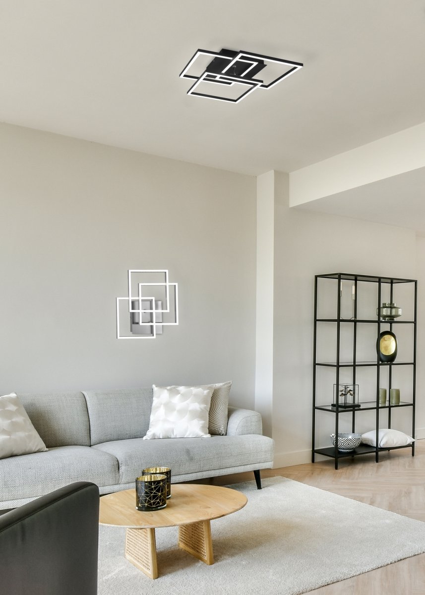 Mobile 42cm Sort plafond Fra Trio Lighting - Det minimalistiske design i mat sort gør denne lampe til et alsidigt interiørelement, der smelter ind i mange forskellige stilarter, samtidig med at den tilbyder moderne elegance og funktion.