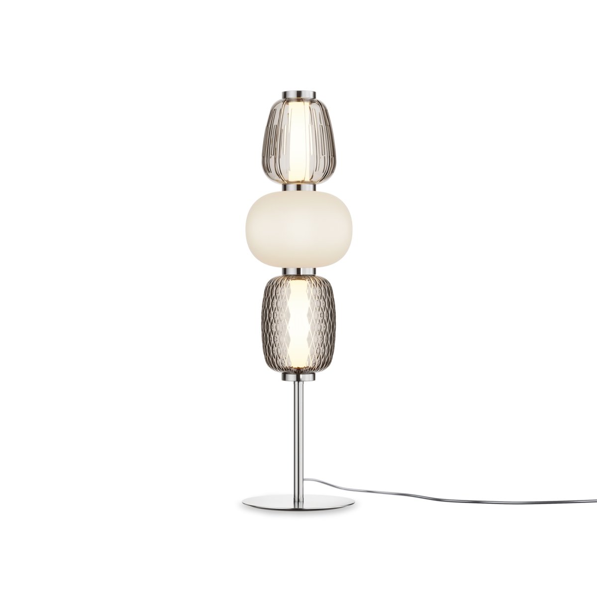 Pattern 68cm Chrom bordlampe Fra Maytoni - Lampens skærme har både et ternet og lineært mønster, som skaber en dynamisk og visuel effekt.