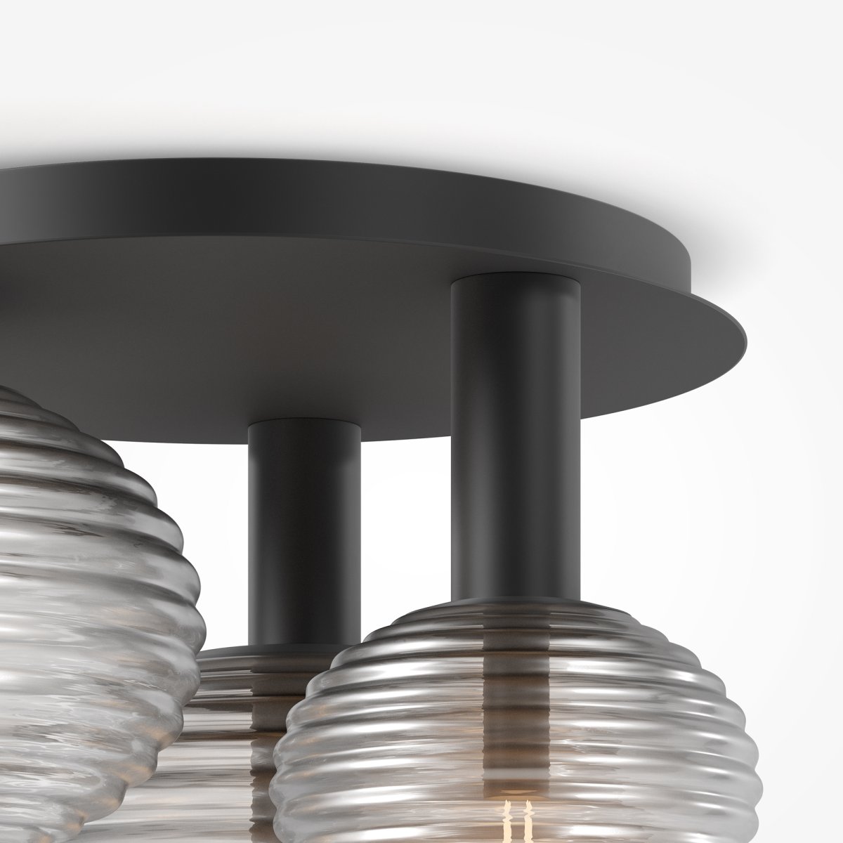 Reels 53cm Sort plafond Fra Maytoni - Det dynamiske design med afrundede kupler skaber et moderne udtryk, mens de r&oslash;gfyldte, blanke kupler bidrager til et sofistikeret lysbillede.