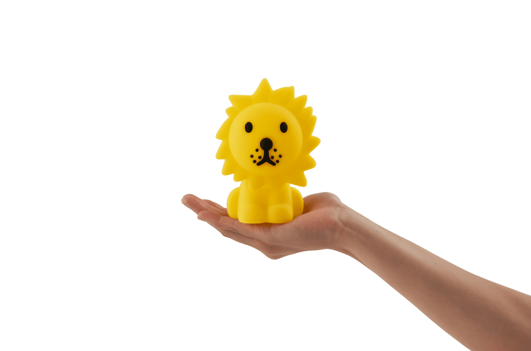 Bundle of Light - Lion Mini Gul børnelampe Fra Mr Maria - Tilf&oslash;j noget lys og gl&aelig;de til din dag og dit hjem med denne charmerende Lion-lampe.