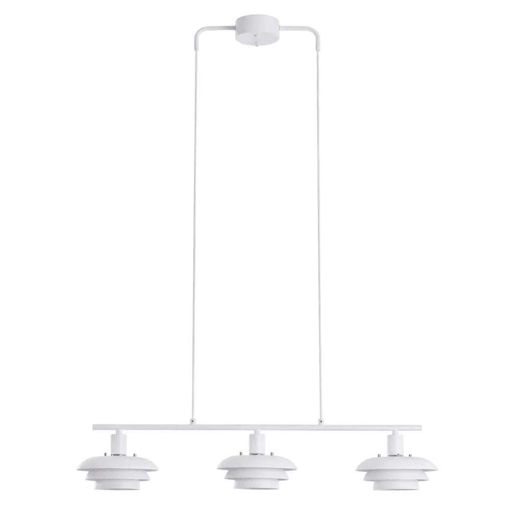 Stealth 86cm Hvid loftslampe Fra Nordic Lighting - Stealth er en stilfuld loftslampe i hvidmetal med tre nedadvendte sk&aelig;rme, der giver et behageligt, rettet lys over for eksempel et spisebord eller k&oslash;kken.