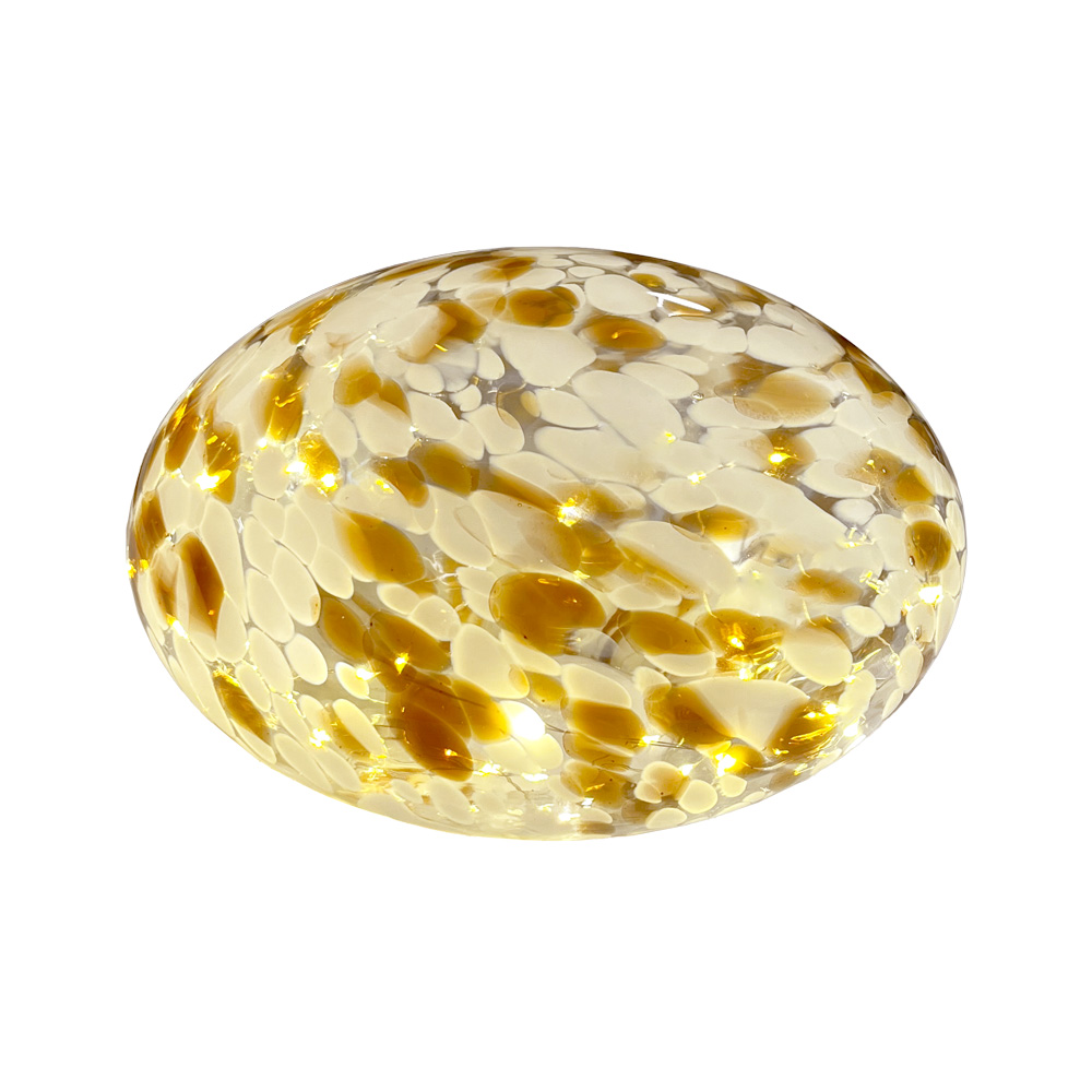 Sten 15cm Brun/Hvid bordlampe Fra Pixie Design - Stenlampen fra Pixie Design har et smukt design med en marmoreret overflade i brun og hvid.