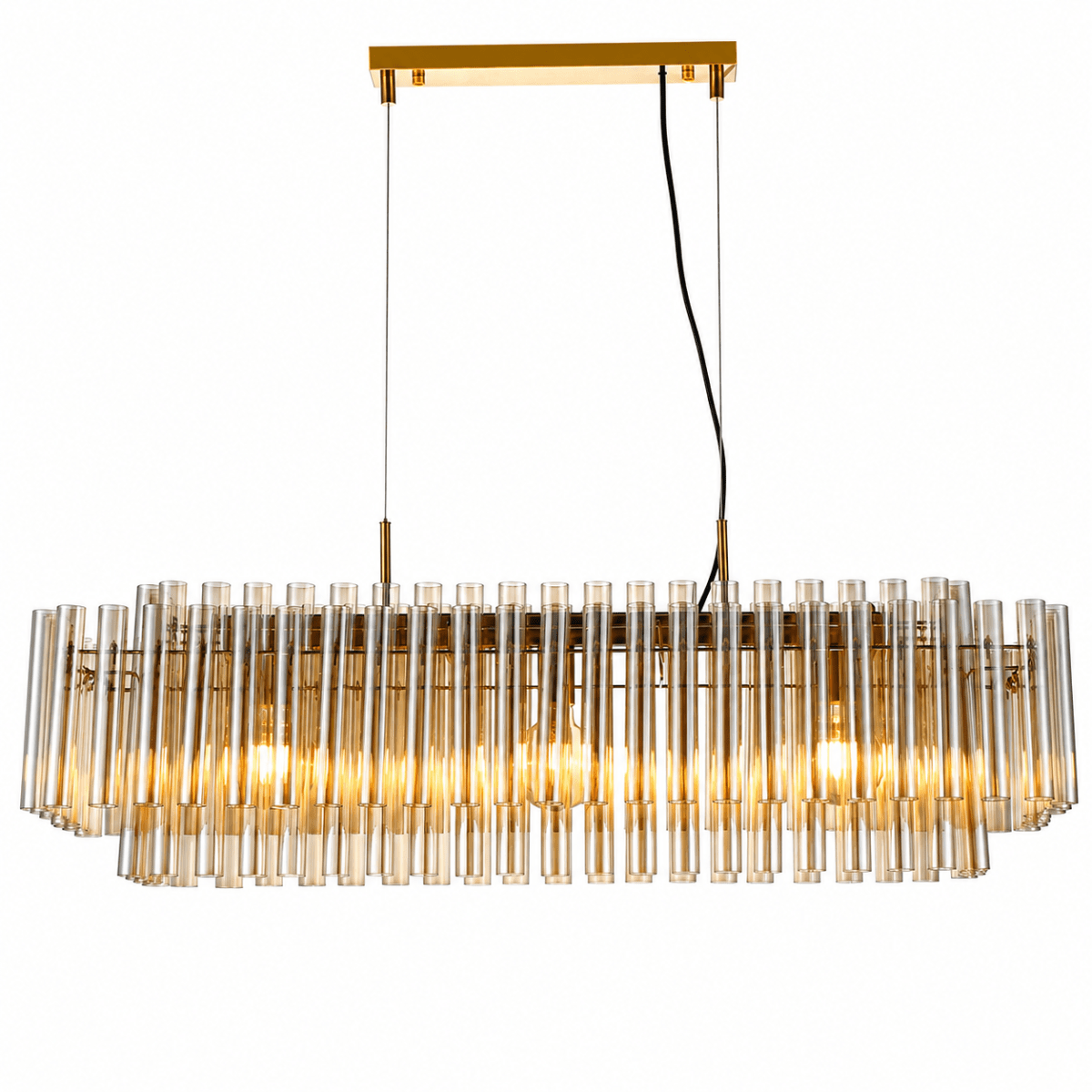 Lancaster 105cm Messing/rav krystal Fra Lampan - Lampehuset i metal med messingfinish forst&aelig;rker det sofistikerede udtryk og giver Lancaster en tidl&oslash;s karakter, der l&oslash;fter hele rummet.