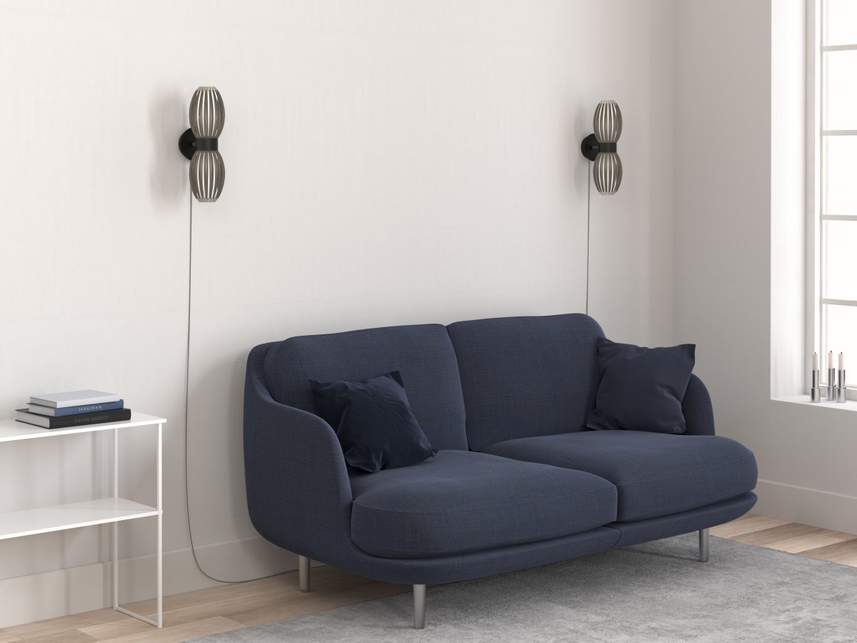 Tentacle Duo Sort væglampe Fra Herstal - Med sit karismatiske og unikke udseende udsender den et dekorativt lys, der fremh&aelig;ver &aelig;stetikken i de fleste rum.