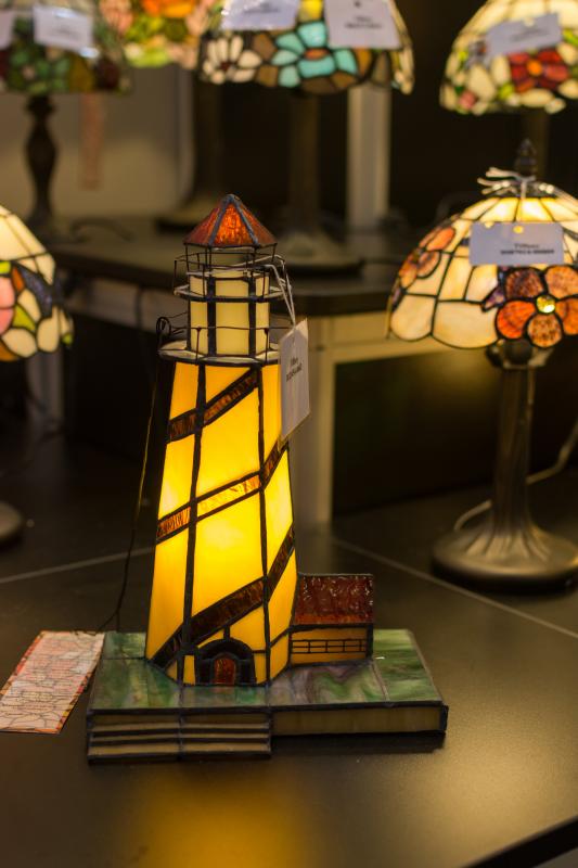 Fyr med hus 30cm Flerfarvet Fra Norrsken Design - 