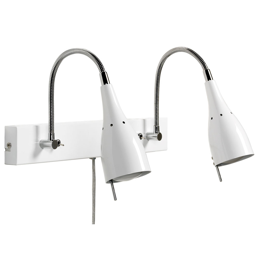 Tanum Hvid læselampe Fra Armaturhantverk - Det elegante og minimalistiske design g&oslash;r, at den passer perfekt i sovev&aelig;relset, stuen eller kontoret.