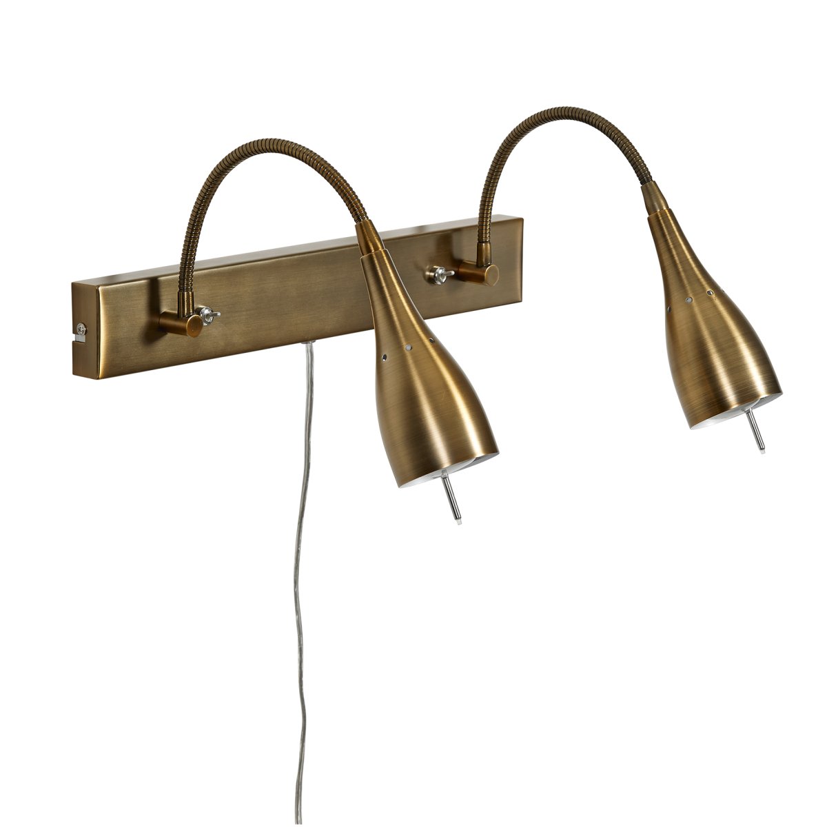 Tanum Oxid læselampe Fra Armaturhantverk - Det elegante og minimalistiske design g&oslash;r, at den passer perfekt i sovev&aelig;relset, stuen eller kontoret.
