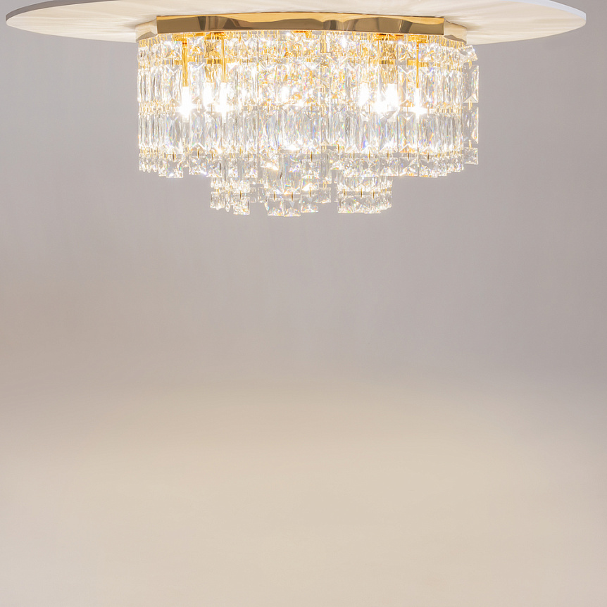 Dune Ø45 Guld krystal Fra Maytoni - Dune er en elegant krystalloftslampe i metal med en eksklusiv guldfinish.